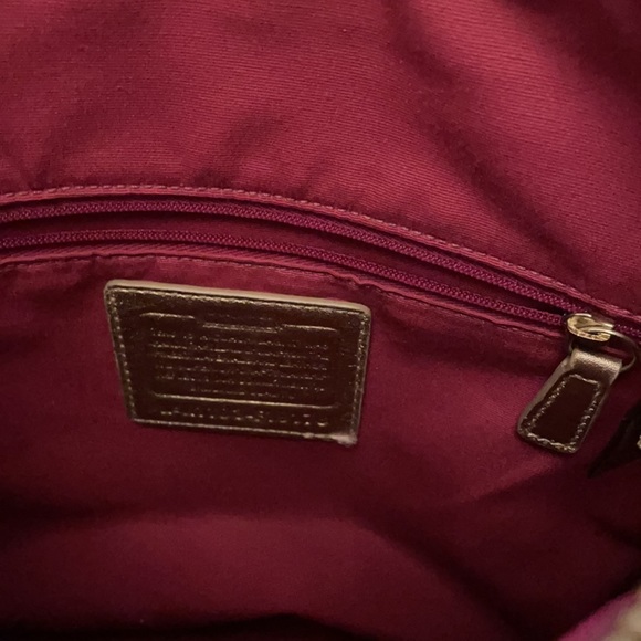 Spring Coach purse - Picture 4 of 6